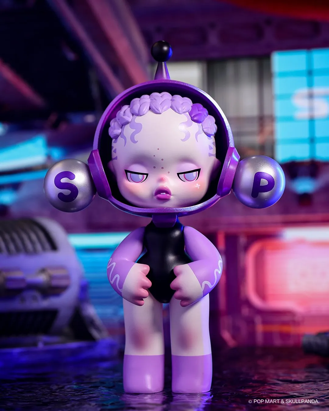 POP MART Skullpanda OOTD Glaring Figurine